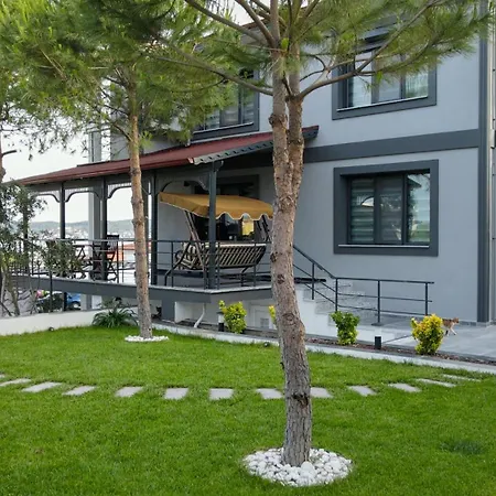Select Cunda - Sea View With Garden 2 Bedroom At Cunda Island Apartmán Ayvalı