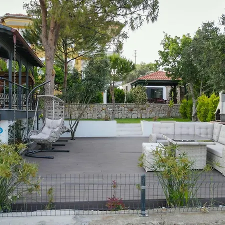 Select Cunda - Sea View With Garden 2 Bedroom At Cunda Island Apartmán Ayvalı