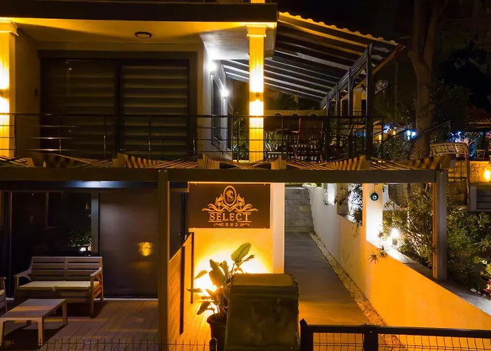 Select Cunda - Sea View With Garden 2 Bedroom At Cunda Island Apartment *