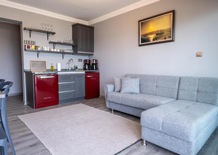 Apartment Select Cunda - Sea View With Garden 2 Bedroom At Cunda Island